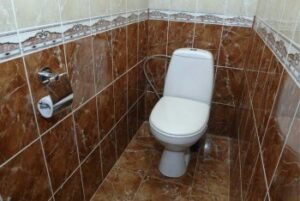 Установка унитаза
